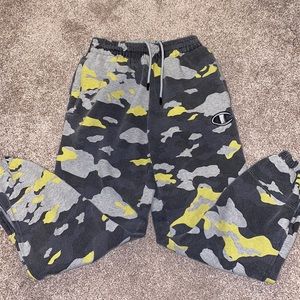 Champion camouflage joggers